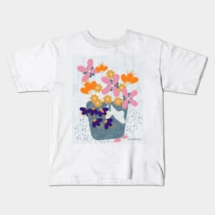 Abstract Whimsy - Vase Of Flowers. Kids T-Shirt